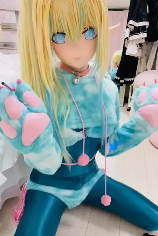 choiya 11月付费视频1 choiya 11月付费视频1<br>话筒震动 乳首按摩冒出白色汁水 解压密码c11