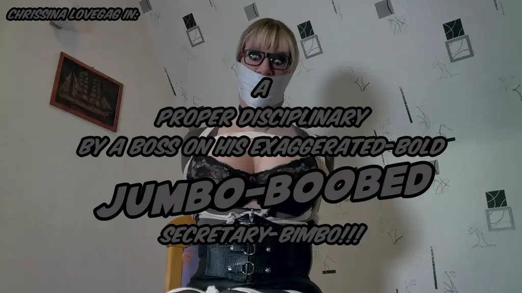 B1225 Consequences for a Streamer Bimbo 伪娘<br>Mr Finch is a business-man and actually preparing for a meeting. Before he leaves the office, he says goodbye to his attractive secretary Chrissina and left the rest of work to her. But the curvy gurl has still other plans and after her boss' gone, she start to prepare herself for her part time job as Gaming Streamer. For that she sometimes use the PC of her boss... sadly without permission and as Mr Finch returns suprisingly because of forgotten files, he busted his secretary while gaming and in a more as forbidden-sexy outfit! Because his meeting is still waiting, he stowes Chrissina up in a back-room - but tightly tied up and gagged! After he has returned, he interrogates his naughty employee and get to know about her strange hobby and job. After the still captured Chrissina has confessed, Mr Finch decides to continue her punishment untill workend and gives her restriction a proper upgrade. The big boobed Bimbo becomes massivley tied up with tons of rope, earns a effective tape-wrap-gag and to her additional shame her huge tits in a sexy bra becomes revealed, too! Now the buxom secretary must endure this uncomfortable and humilating treatment for a few hours untill her unlucky worday finally ends.