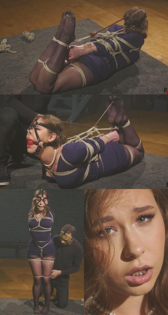 Patty in Ropes - Strict Hogtie, Ballgag Harness and Embarrassing Nosehook 这段视频纯属即兴之作。帕蒂刚刚完成一次专业的化妆，她对妆容效果非常满意，迫不及待地想用镜头记录下这美妙的瞬间。几个小时后，她便参与了这场即兴的绳缚表演。<br><br>视频记录了帕蒂被绳索缓缓捆绑的过程，最终被紧紧地捆绑成猪蹄状。之后，她戴上了口塞和鼻钩，这不仅增添了视觉冲击力，也让她感到一丝羞涩。<br><br>在整段视频中，帕蒂都穿着蓝色连衣裙和黑色薄丝袜，从头到尾都保持着这身优雅的装扮。视频的重点在于绳索的运用、帕蒂的姿态、束缚感，以及随着捆绑越来越精准和可控，她丰富的表情变化。<br><br>这是一场视觉效果震撼、绳艺娴熟、令人难忘的即兴表演。<br><br>敬请欣赏！This clip was born spontaneously. Patty had just finished a professional makeup session and loved the result so much that she wanted to capture this look on camera right away. A few hours later, she was already part of this improvised rope session.<br><br>The video is a raw and unplanned performance where Patty is slowly tied with ropes, ending in a strict, very tight hogtie. She wears a harness ballgag and a nosehook later, that adds an extra layer of visual intensity to the scene and makes her feel a bit embarrassed.<br><br><br>Throughout the clip, Patty appears in a blue dress and black sheer pantyhose, keeping this elegant outfit from start to finish. The focus is on rope aesthetics, posture, restriction, and Patty's expressive reactions as the binding becomes more precise and controlled.<br><br><br>A spontaneous session with strong visuals, clean rope work, and a memorable hogtie.<br>Enjoy!