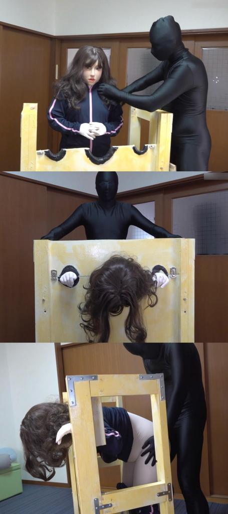 リアルフェイス❤︎ドM嬢 頸枷被虐大汗恍惚大興奮 硅胶面具小姐姐，被拘束在断头刑台，任由黑衣人猥亵玩弄，再用快乐棒强高折磨。<br><br><span style='color:#b0b0b0;'>[隐藏文字，购买后可见]</span>