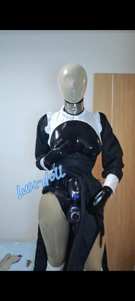 修女被全自动炮击榨精高潮两次版 这次乳胶修女lust带上了全自动炮击飞机杯在修女服下 来和烧狗狗一起高潮 狗狗们要跟上主人的进度哦 主人先掀开修女裙子展示被全自动炮击包裹的雌根 打开了全自动炮击 炮击吸附的特别紧 而且前后的频率特别快 主人竟然没有坚持多久就缴械了 但是由于这身烧烧的装备 让主人并没有失去性欲 还想继续高潮 脱下了修女头套 在外面套上了一层又一层丝袜头套 随着呼吸被限制 雌根开始膨胀 打开全自动炮击 lust又带上了避孕套来剥夺呼吸 好爽 窒息的感觉欲火焚身 lust在炮机的一次次冲击下来到了高潮 希望狗狗们也是！希望大家喜欢！ 感谢大家支持！x：@Dream_magicdoll