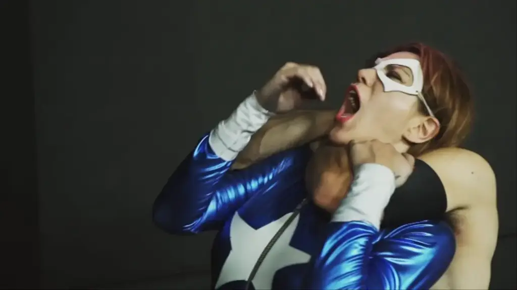 N | Bluejay's Biggest Fear our super heroine superheroine Bluejay ends up in a mysterious room without any way to get out-- but someone else is there with her there to test her limits.