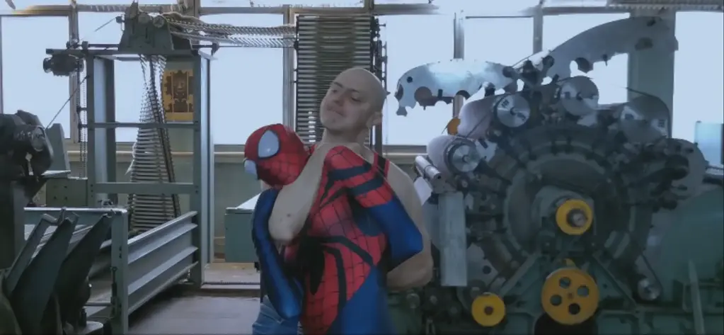 SG original(26 min) our superheroine super heroine spider natasha is in peril!!!