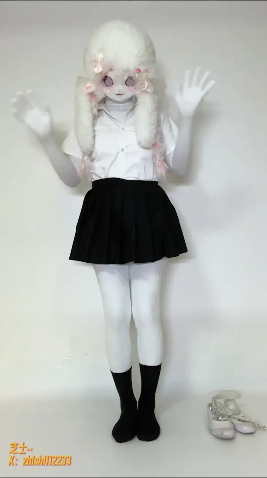 公园小羊 kigurumi zentai 兽装 furry 戴着可爱小羊头壳的男娘在无人的商场中自慰 后回到家中 用飞机杯释放欲望 <span style='color:#b0b0b0;'>[隐藏文字，购买后可见]</span>
