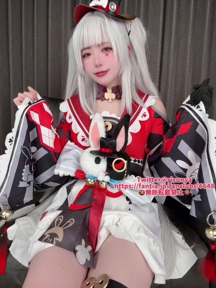 崩壊スターレ◯ル/????花自撮り???? Cos的是崩坏：星穹铁道的火花。小姐姐用假阳具和振动棒给自己玩了个爽。<span style='color:#b0b0b0;'>[隐藏文字，购买后可见]</span>
