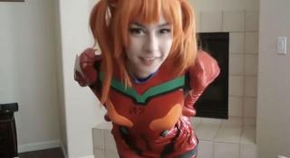 欧美美女 明日香 cosplay 胶衣 欧美美女穿着EVA明日香胶衣战斗服cosplay展示身材 戴上口球 玩具自嗨