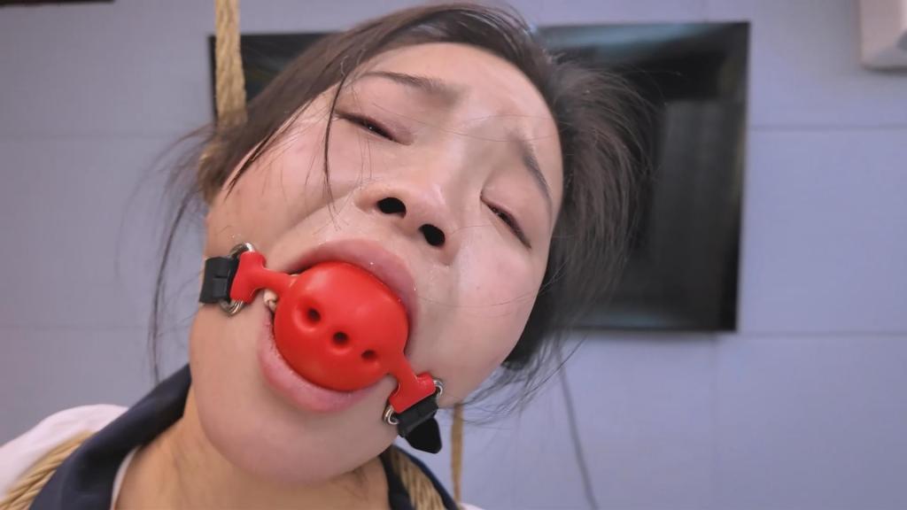 定拍-无助的女孩 学生妹子惨遭绑架后因为出不起赎金被绑匪吊起脖子折磨的故事。。。剧情定拍，模特合作，女m绳缚体验等各种事宜可加我Q2332635397，注明来意。后续更精彩，希望大家支持和关注。感谢。<br><span style='color:#b0b0b0;'>[隐藏文字，购买后可见]</span>
