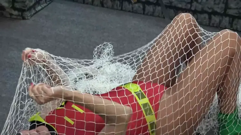 robynbettrapkt Robyn was caught in a trap, quite literally. A net-trap that is!
