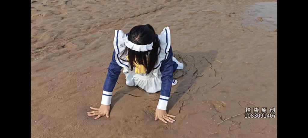 枣子姐女仆装 正在cos人参的枣子姐