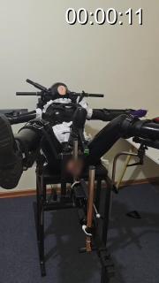 胶衣女仆拘束椅上前后强榨 一分钟短片，乳胶女仆被固定着无法逃脱，炮机不停抽插，上面飞机杯无情肆虐。。。一个人拍摄太麻烦了，坐标山东，有同好可以私信
