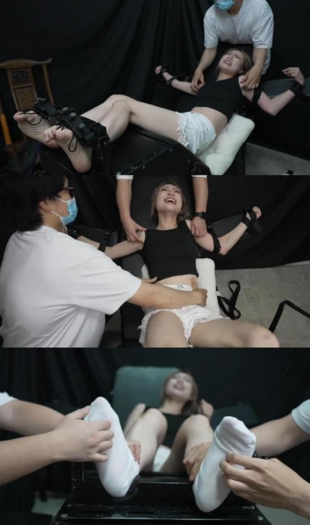 推特—391 推特—391<br>原创者：推特大王<br>推特—391 颜值在线，脚型和皮肤都是t0级别非常怕痒的妹子 一双美足特别敏感 足控的最爱 喜欢的朋友请多多支持