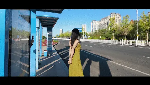 【半岛束艺台】【幼狮】YT3189 地球人已经无法阻止她在公交车上自振了 ◀️幼狮同学的进化速度超乎想象。在台长的整个职业生涯中，她都是个令人印象深刻的姑娘，是为数不多的天选之体。她曾感慨，感觉自己前三十多年都白活了——不敢正视自己的癖好，不敢迈出尝试的第一步，直到遇见台长。我能清晰感受到她在这个过程中发自内心的、生理与心理的双重快乐。虽然我已经绑过无数小姐姐，但此刻仍然羡慕她。今天的体验让她彻底“起飞”，两次在公交车上差点GC。如今的幼狮，早已不是初次登场时那个羞涩的淑女，而是一只走在路上会故意蹦跳着把外套抖下来的欢快小兔子。<br><br>㊙️【解压密码】peninsula2018,修改后缀名mp4,勿在线解压和观看<br><br>◀️约拍资讯：<br>【桃子】<br>✅微信:Li-xiaoyang09<br>✅所在地：深圳<br>注：模特信息均为友情推送，本台不对上述模特的约拍活动负责。<br><br>➡️【半岛束艺台】不做精品只做生活，用镜头记录真实绳艺，纯净捆绑，健康游戏！为每一个热爱捆绑的朋友展示最纯粹的绳艺，为每一个顾客用心打造属于您的专属作品。<br>✅主页:https://www.bdbd.app<br>✅微信:peninsulastudio<br>✅QQ:2245148409<br>✅推:@PENINSULABDTV6<br>✅官方用绳:https://sm3guoji.taobao.com/<br>业务咨询秒回，闲聊看心情，色情勿扰。