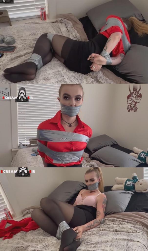 Tape Escapes and Gag Testing  他先是要求用胶带把我的嘴封住，要紧紧的那种，然后再让我挣脱。没问题。<br><br>然后他又要求我穿着黑色尼龙丝袜，把我的脚踝、膝盖以上、手腕和胳膊都用胶带绑在身上。这也太容易了吧。我怀疑是不是我的逃脱能力被低估了。还有谁想来挑战我一下？First he asked for a single strip gag application, nice and tight then to get out of it. No problem.<br><br>While wearing black nylons he wanted my ankles, above my knees, my wrist, and my arms taped against my body. Well that was waaaaay too easy. I wonder if my escaping skills are underestimated. Anyone else want to try and give me a real challenge??