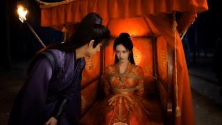 《济世仙子》第6集汝南风云3分钟预告片——绝色女侠替人出嫁深入虎穴，玩脱落入纨绔公子之手 林妙雪工作室原创，本剧是根据本工作室同名原创长篇小说《济世仙子》改编而来，喜欢古装侠女和三国题材的朋友请多多捧场。<br>本视频是第6集的预告片，第6集是汝南篇的第一章，讲的是白衣仙子萧云衣前往汝南“劝说”当地豪强陈老爷放粮赈灾，在途中先后遇到了纨绔公子陈到和华佗父女，为了帮助华云脱离魔爪，萧云衣穿上喜服替华云嫁入陈家，却不料在半路玩脱落入陈到的魔爪……