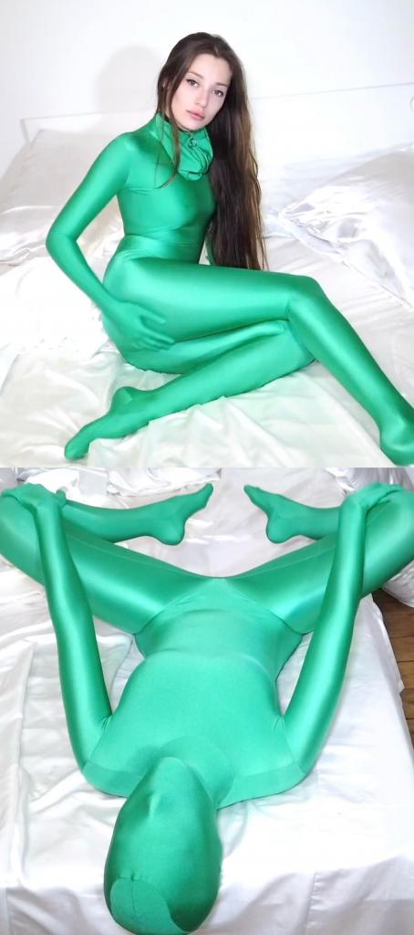 Green Zentai Girl in the White Bedroom 1——<br>这个系列之前原创区那边受限于供货方要求，价格搞得很贵，让很多朋友们爱而不得。<br>这次直接搬运区用合理的价格让大家好好的爽一爽。<br>买之前仔细甄别一下，买过的就不要再买了，没买过的就狠狠冲吧。<br><br>2——<br>此次更新量大，工作量超标。<br>大家参考预览图肯定能看懂的。所以文案就不哆嗦了，预览15秒也瞎选了。<br>更新期间造成的刷屏，请大家海涵。<br><br><span style='color:#b0b0b0;'>[隐藏文字，购买后可见]</span>