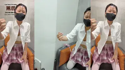 A283 远程控制调教 视频调教 指挥玩弄 听话服从 紫薇糕潮 SP耳光羞辱 互动实录 精彩刺激 【雨辰出品】，A283 远程控制调教 视频调教 指挥玩弄 听话服从 紫薇糕潮 SP耳光羞辱 精彩花絮<br>周末去了05后小情侣的城市……<br>晚上小雯说调教室的笼子一个人睡有点儿冷，这不是瞎扯淡吗？大夏天的嫌冷？<br>她那点儿小心思，真不让人省心，唉……<br>只有先视频玩一下她了……<br>回去了再好好收拾她……<br>--------------------------------------------------------------------------------<br>解压密码（小写字母）：ycgzs 第一次解压后，把文件后缀改为zip，同一密码二次解压后,文件后缀改为mp4即可；先下载到电脑，再解压观看，切勿在云盘中直接观看。容易被和谐。<br>-------------------------------------------------------------------------------------<br>【雨辰工作室】对圈内所有同好开放，提供定拍、约拍、体验、原味、周边、交流、学习等服务。QQ：3667764549 ，说明来意，非诚勿扰。