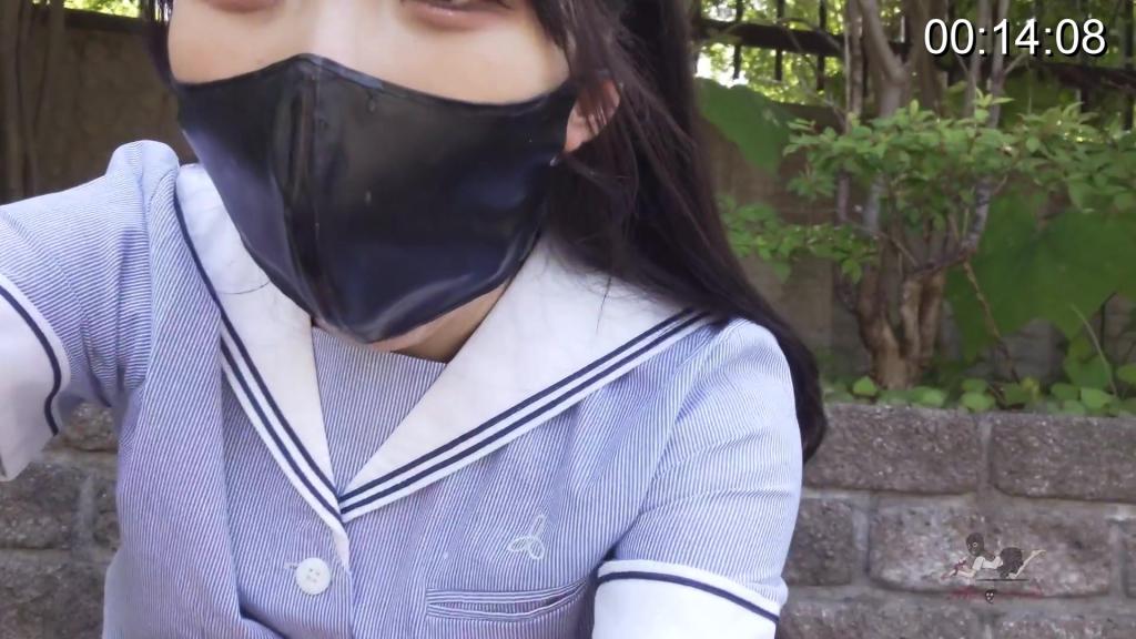 Masquerade発売記念　マスカレード流の散歩 小姐姐乳胶口罩里面戴口球，外出散步<br>Masquerade発売記念　マスカレード流の散歩<br>猿轡・ラバーマスクの姿で唾液流しながら街をお散歩。<br>永久保存版！！もう二度と見れません、、、、<br>Masquerade【公式】の投稿 | #唾液 #マスカレード #美少女 #ボールギャグ