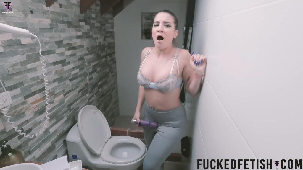 Temptation piss Desperate wet pants new bathroom Read the full description and leave us your comments<br>Our naughty model... she was desperate to get into the bathroom, but ohh surprise everything is new, clean and dry... She can't avoid the temptation of wanting to get everything wet. So he won't use the bathroom, he'll pee in his gray spandex pants... wow he likes the hot liquid so much that he uses his vibrator over his clothes... it's still not enough water... so he takes a shower for his pants with water hot until she is naked.<br>Enjoy it