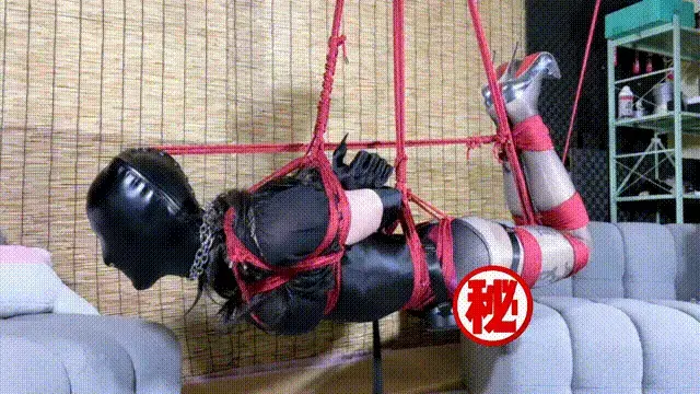 《安安与月月》全身禁锢捆绑油亮黑丝14厘米高跟悬吊。女王又贴了新的污字贴，无法自己洗掉太羞耻了。两种道具全程榨汁，扭来扭去呻吟挣扎被各种狠狠责，全封闭头套下的绝望挣扎。 只有截图是有码的，视频是无遮挡的。<br><br>安安是被严厉驯化的伪娘绒布球玩偶<br><br>招聘想狠虐安安的小姐姐模特~也可以定拍：2089255940<br><br>不要在线解压哦，保存到本地然后解压，后缀改为MP4即可。<br><br>只有截图是有码的，视频是无遮挡的。<br><br>解压密码：anan