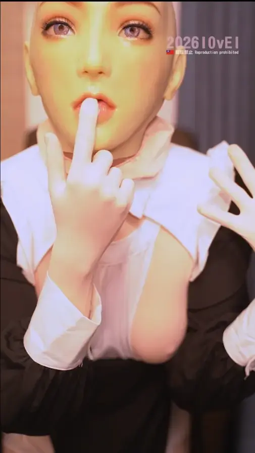 【202601-3】修女姊姊✝️✝️ /一月份着ぐるみ動画/kigurumi video ♥【無修正】 卸下偽裝的這一刻，才是最誠實的懺悔。<br><br>偽りを脱ぎ捨てるこの瞬間こそ、最も誠実な懺悔。<br>kigurumi里面穿着zentai和femalemask 脱下后用假阳具插入小穴 用震动棒达到高潮<br><span style='color:#b0b0b0;'>[隐藏文字，购买后可见]</span>