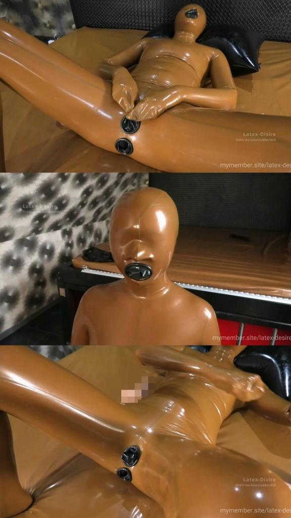 Dildo challenge for the golden rubber doll! ????️ 3 dildos, different lengths, different thicknesses. Can the horny rubber doll master all 3 or are the condom holes too tight? ????<br>How would it be with your cock? ♥