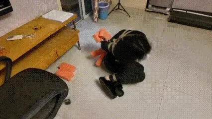 捆绑调教训练  体能测试【白金衣】 训练新人 捆绑调教训练  体能测试【白金衣】本工作室提供绳艺捆绑模特服务、体验女绳师捆绑服务、体验长时间囚禁服务、绳艺教学培训、专业麻绳销售、作品私人定制、模特原味丝袜出售等，另外本店招募同好合作伙伴。定拍约拍。v:a156185529<br>QQ156185529<br>解压密码168168