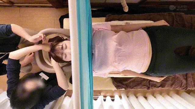 感覚遮断 触手を飼育する特別養護老人ホーム <span style='color:#b0b0b0;'>[隐藏文字，购买后可见]</span><br>感覚遮断 触手を飼育する特別養護老人ホーム<br>这里是位于关东地区的S特殊疗养院。乍看之下，它似乎是一家普通的疗养院，但就在这里，已婚护理员M女士却落入了触手的魔爪。某天，她被注射了一种剥夺感官的药剂，导致全身麻木，下半身完全失去知觉，对周围的一切毫无察觉。她丰腴的身体在她毫无察觉的情况下被触手吞噬和侵犯！