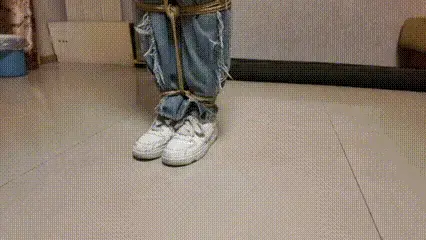 碟中谍 背叛的下场 清理门户 黑帮老大的。全套，有句话说得好，将还是老的辣，这场剧情，体现出黑帮老大的厉害，本工作室提供绳艺捆绑模特服务、体验女绳师捆绑服务、体验长时间囚禁服务、绳艺教学培训、专业麻绳销售、作品私人定制、模特原味丝袜出售等，另外本店招募同好合作伙伴。定拍约拍。v:a156185529<br>QQ156185529<br>解压密码168168