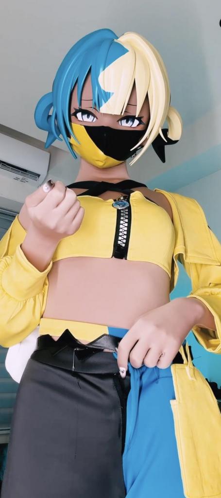 【動画】一生懸命ダンスを練習したんだから、ご褒美くらいもらってもいいよね？♡ 一生懸命ダンスを練習したんだから、ご褒美くらいもらってもいいよね？♡<br>今日はダンスの練習！<br>カメラの前で苦手なことをするのって、やっぱりちょっと恥ずかしいな。<br>でも、少しずつ動きに慣れてくると、鏡の中の自分がなんだかいつもより色っぽく見えてきて……。<br>踊るたびに体も熱くなって、ドキドキが止まらないの。<br>汗で全身びしょびしょ。<br>今日もいっぱい頑張ったよ！<br>だから……<br>最後は私に、ご褒美をちょうだいっ！＞＜<br><br>♡┈┈┈♡┈┈┈♡┈┈┈♡┈┈┈♡<br><br>今天要來練習跳舞，在鏡頭前面做自己不擅長的事情真是害羞呢<br>隨著動作越來越熟練，鏡頭裡的自己似乎色情了起來<br>舞動的同時腦袋也越來越燙了 全身都被汗水浸濕了<br>今天的我也是十足的努力！ 所以說，請讓我射出來吧><<br><br>♡┈┈┈♡┈┈┈♡┈┈┈♡┈┈┈♡<br><br>I practiced dancing so hard today... I deserve a little reward, don't I? ♡<br>Today's all about dance practice!<br>It's a little embarrassing doing something I'm not very good at in front of the camera.<br>But as I slowly got used to the movements, the person I saw in the mirror somehow started looking even more alluring.<br>With every step, my body grew warmer, and my heart wouldn't stop racing.<br>Now I'm completely soaked in sweat.<br>I really gave it my all today!<br>So...<br>Will you give me a little reward? ><<br><br><span style='color:#b0b0b0;'>[隐藏文字，购买后可见]</span>