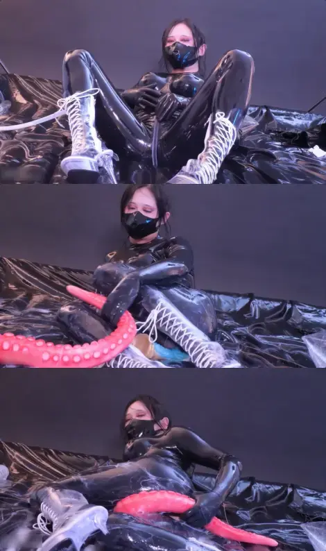 Latex suit Semen CreamPie Bath <span style='color:#b0b0b0;'>[隐藏文字，购买后可见]</span><br>乳胶衣×1.2米大触手白浊<br>乳胶、紧身衣、伪娘、乳胶紧身衣、假阳具、触手、白浊、自嗨