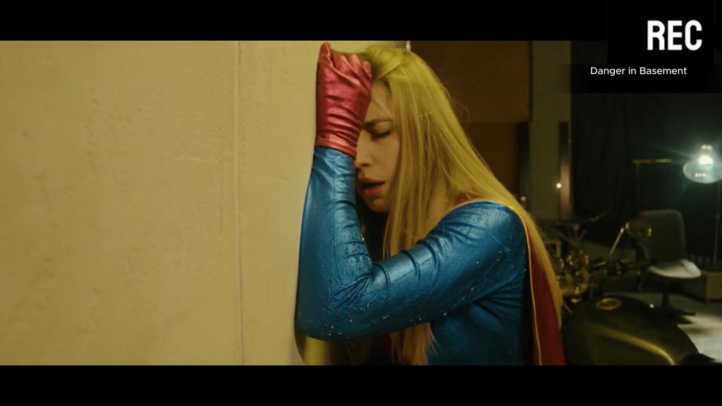 Danger in Basement Superheroine defeated by her enemy. <span style='color:#b0b0b0;'>[隐藏文字，购买后可见]</span>