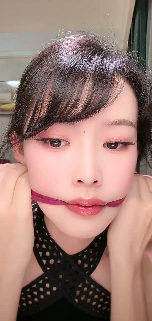 温柔秋堵嘴直播（20260402—0509） 温柔秋堵嘴直播4月2日到5月9日<br>       视频为直播录制<br>               感谢支持