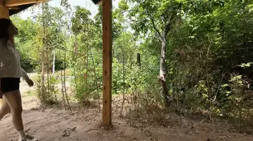 拍脚女主播之晓琴 晓琴是一名主播，偶尔发现拍脚发视频有流量，于是就经常拍一下脚的视频，不料被一名大哥看上，尾随给绑架到一间废弃房屋里面各种折磨挠脚......本工作室提供私人定制绳艺视频、私人定制绳艺体验、剧本体验、出售原味、另外招募绳艺模特、视频统一解压密码h123456 定拍联系QQ1434003729加我注明妖狐吧