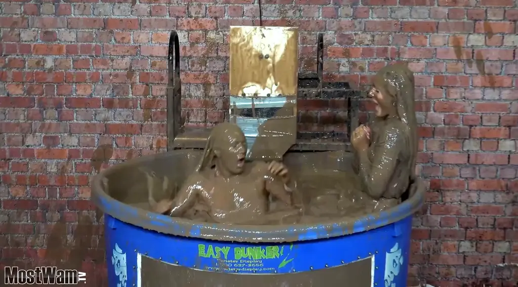 Muddunk Episode 48 Rubes And Chantelle Vs Charlee And Rhian Two teams of Two today, the girls will be playing Pea Sucker.<br><br>The girls have to suck peas with a straw and move them from one tray to the other, to decide who is the unlucky team that ends up being dunked in mud.<br><br>Wash of will follow in a future video.