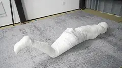 象人定制-嗷嗷-运动绷带+胶带全包 1H+ 含有全包全过程，先用绷带缠手，再套上丝袜后开始全身包裹<br>面部露出眼睛和鼻子，最终身上再缠胶带！<br>百度云 1080P 高码率 4.10GB<br>——————————————————————————————————————————————<br>因为百度云经常和谐，所以尝试双层解压，<br>解压密码：xiangren123 第一次解压文件后缀改为zip，<br>原密码再次解压以后，把后缀改成mp4 即可观看<br>切勿在百度云中直接观看，容易被和谐!!!!!<br>线上定拍线下约拍。<br>QQ：192370054（注明来意）