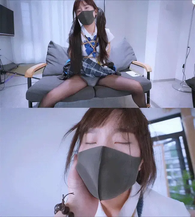 【悠米】《cosplay系列1》关xiao雨被俘虏……黑丝长腿+单腿吊+并腿+郊狼电击+TD羔潮+呻吟…… 关xiao雨在战斗中被俘，醒来之后自己先是被绑在椅子上，对方要求她说出情报她坚决不从，于是开始调教她，在椅子上被调教晕过去之后，醒了自己被吊了起来，先是一字开腿，身上塞满玩具，然后鞭打逼迫审问，再是单脚吊紧缚调教，最后被调教的受不了了求饶。<br><br>解压密码：youmi<br>定拍QQ：3789676190<span style='color:#b0b0b0;'>[隐藏文字，购买后可见]</span>
