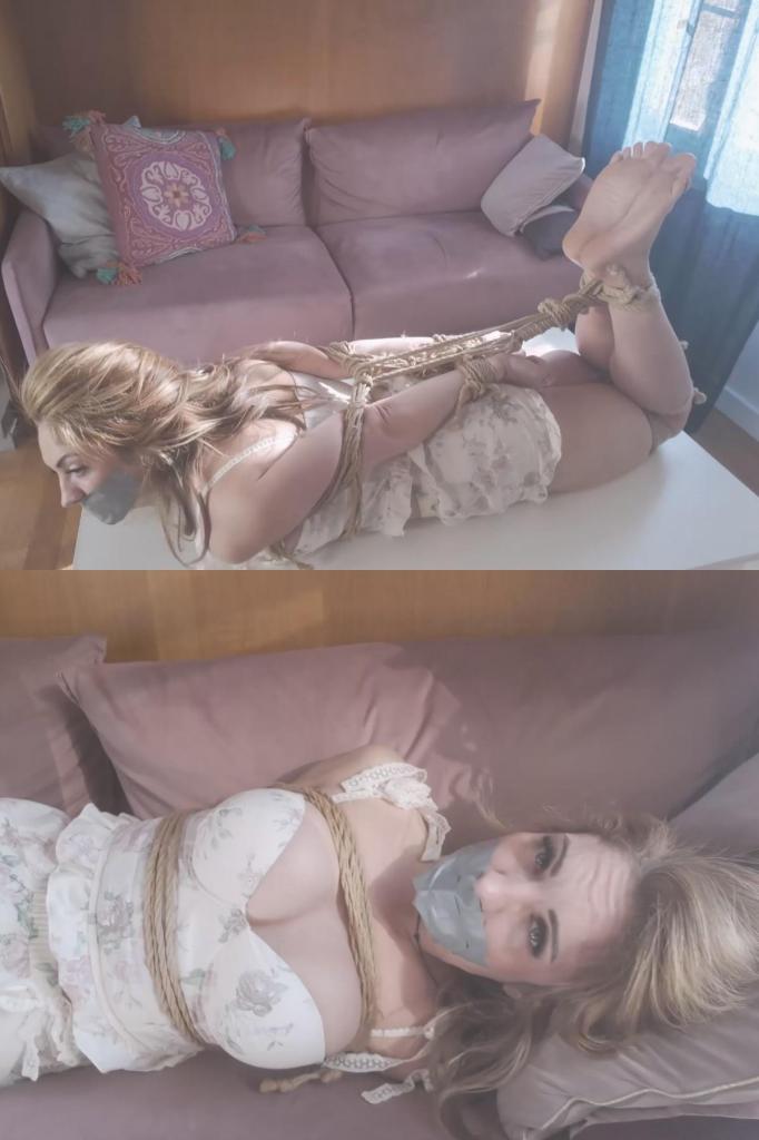 Alba Zevon Bondage Dream 01 场景一<br><br>阿尔芭穿着睡衣或内衣，坐在沙发上。她一边写日记，一边大声讲述自己关于捆绑、被绑住嘴巴、如何被捆绑、用哪种口塞、什么姿势等等的梦境和幻想。<br><br>这部分内容必须由阿尔芭完成。<br><br>写完日记并讲述完自己的欲望后，我们看到她倒在床上。<br><br>阿尔芭醒来，正如她幻想中所描述的那样。她感到惊讶，但似乎很享受这种感觉，并怀疑这究竟是梦境还是现实。<br><br>过了一会儿，她开始怀疑自己，似乎想要解开绳子，但却无济于事。<br><br>所以，也许这只是个梦，她告诉自己，于是决定回到沙发上。<br><br>阿尔芭醒来时，仍然被绑着，嘴巴也被堵住了。她似乎感到惊讶，也有些生气，但却无能为力。<br><br>所以她觉得也许自己还在梦里，于是她应该继续不安地扭动身体，试图重新倒回沙发上。<br><br>所以，这究竟是梦，还是现实，抑或是噩梦？Scene 1<br><br>Alba on her sofa, in her pajamas or underwear. She writes in her diary and recounts aloud her dreams and fantasies about bondage, being tied up and gagged, how to be tied up, which gag, which position, etc.<br><br>This section must be completed by Alba,<br><br>After finishing writing and recounting her desire, we see her fall in bed<br><br>Alba wakes up as described in her fantasy. She is surprised, but seems to enjoy and appreciate it, and wonders if it's a dream or real.<br><br>After a while, she begins to doubt herself and seems to want to be untied, but without success.<br><br>So maybe it's a dream, she tells herself, so she decides to go back to sofa.<br><br>Alba wakes up still tied up and gagged. She seems surprised and a little angry, but can't do anything.<br><br>So she's thinking that maybe she's still in her dream, so she should keep fidgeting and trying and waiting to fall back in sofa<br><br>So is this a dream, or reality, or a nightmare ?