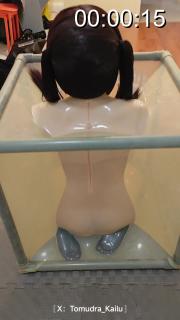 【凯璐kigurumi花絮】穿皮进入真空柜，超紧超绝望 凯璐穿皮进入真空柜，外加过膝黑丝~抽的超级紧，一根手指都动不了...