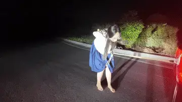 被绑架的幼师 傍晚时分，幼师在家小息，两个歹徒破门而入，被带至荒野，经历惨痛折磨 。惊险刺激，全程实拍，精彩内容，马上奉送。提供私人定制绳艺视频、定制绳艺体验、约拍模特、牢房体验、私人定制体验、剧本体验、出售配方麻绳、原味、另外招募绳艺模特、视频统一解压密码6666 定拍联系QQ419018109请标注妖狐并表明来意