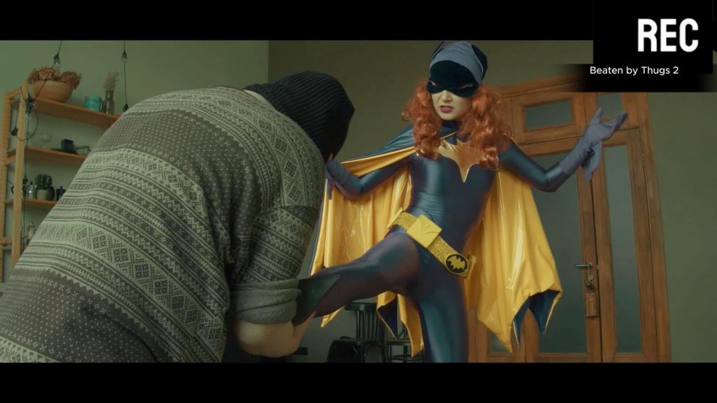 Beaten by Thugs 2 Superheroine defeated by her enemy.<span style='color:#b0b0b0;'>[隐藏文字，购买后可见]</span>