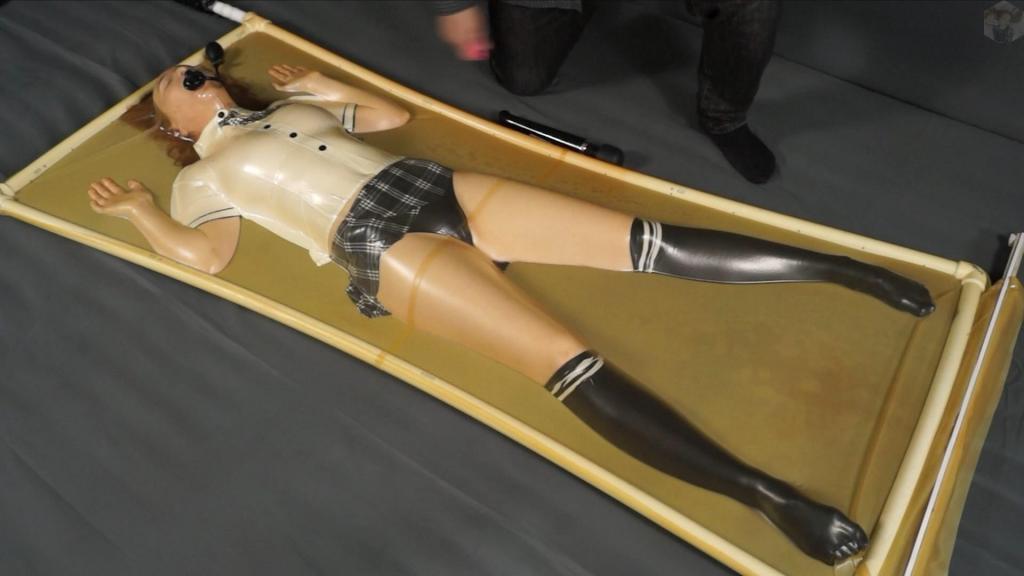 New schoolgirl pose in latex bed with pear gag and vibro The guys are having fun with the latex vacuum bed again. But Bob decided to diversify and make Sonja feel good. Use different vibrators. The girl was bored with being in one position and tried to lie down in a new way. Oh, it was a wonderful experience.