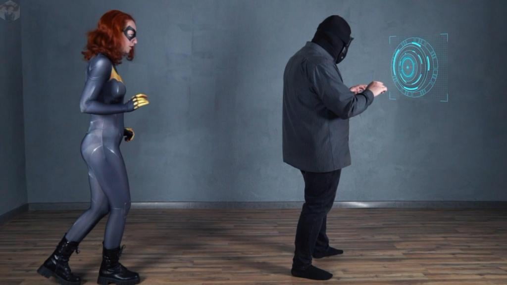 A trap for Badwoman in a clear balloon Batwoman was on the hacker's trail, but it turned out to be a hologram. The girl was trapped. In a see-through latex.