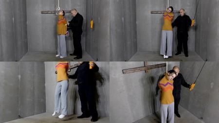The Rope Around Her Neck 591 Part 1<br>A **** is executed in the prison<br>of the political police...<br><br>The film was shot by 6 video cameras at the same time. In this part you will see a video of three video cameras.<br>第一部分：一名****在 政治警察<br>监狱被处决…… 影片由6台摄像机同时拍摄。本部分将展示其中3台摄像机的拍摄画面。<br>＃上吊＃绞刑窒息