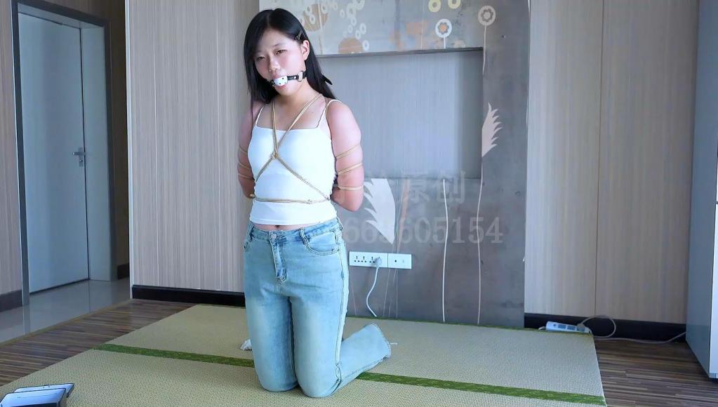 30918 安安五花口球 百度下载解压密码：zjsy,子衿工作室向全国绳艺爱好者提供：体验捆绑绳模服务、绳艺作品销售、作品定制、视频网调、原味等，另外本店招募绳模，。<br>订拍请联系QQ：3663605154