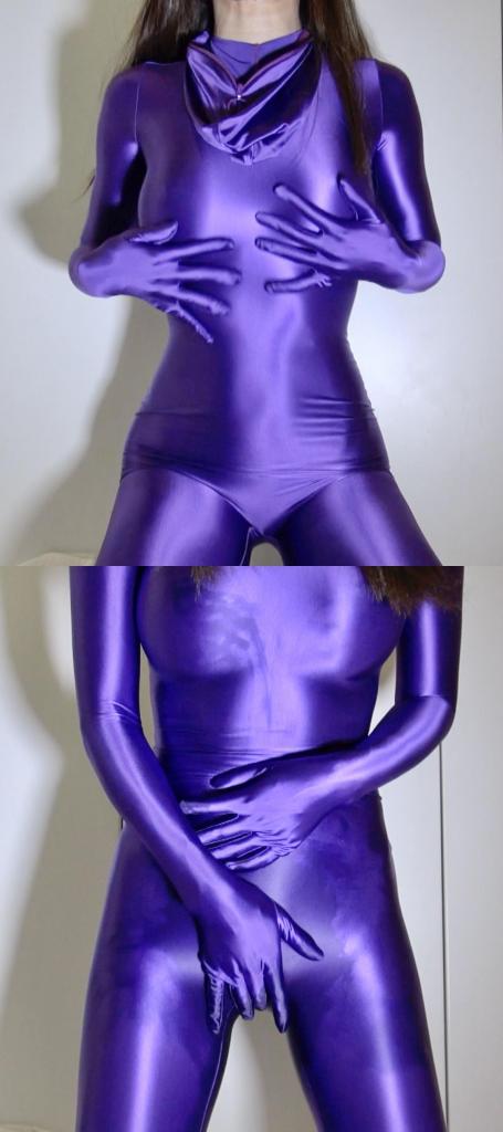 September 2026 Pro Member Video — Glossy Zentai Self-Play at Home ACCO wears a glossy zentai suit for a private self-play session at home. The smooth full-body material frames her masturbation and the final climax; release credited to ACCO’s Fantia.