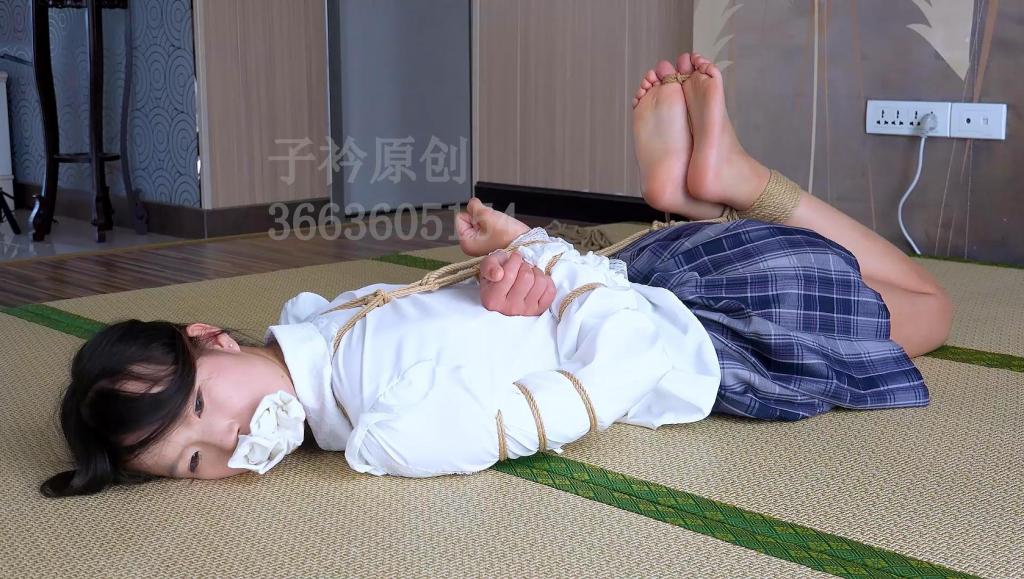 [子矜] [Zijin Original] 301006 Custom Shoot: Chacha Abducted and Tormented with Tickling Baidu download extraction password: zjsy. Zijin Studio offers rope-art enthusiasts across the country: hands-on bondage sessions with rope models, rope-art works for sale, custom productions, online video training sessions, worn items, and more. We are also recruiting rope models.<br>For custom shoots, contact QQ: 3663605154