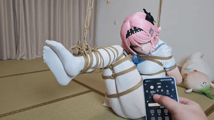 kigurumi kig鸣潮达妮娅  后手缚半吊呼吸控制  郊狼200真实电击   直臂缚强制拉高与团缚 kigurumi kig鸣潮达妮娅  后手缚半吊呼吸控制  郊狼200真实电击  直臂缚强制拉高与团缚 